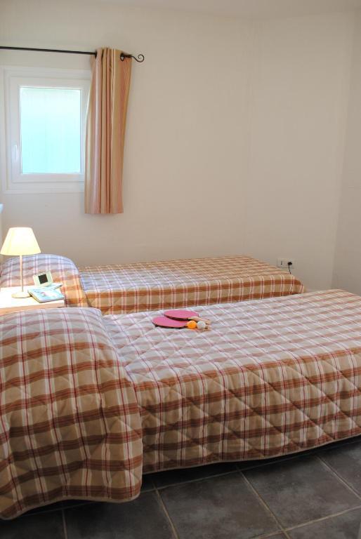Residence Nemea Les Rives De Saint Brice Ares Exterior photo